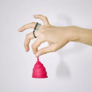 kubeczek menstruacyjny dla początkujących