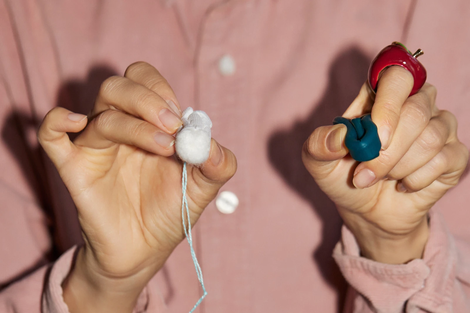 dysk menstruacyjny porównanie do tamponu