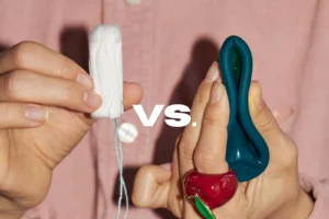 Dysk menstruacyjny a tampon